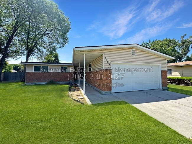 Building Photo - 5603 Centerbrook Dr