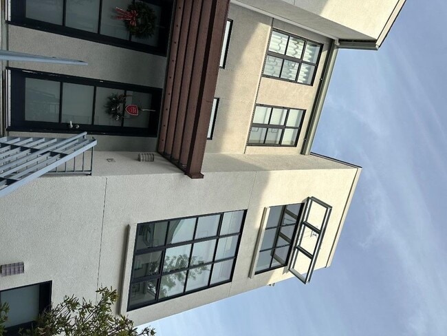 Photo - 116 S 1st St