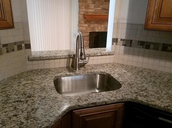 Photo - 510 Sunshine Ct
