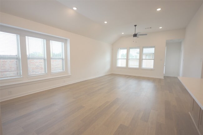 Photo - 27003 Golden Isle Ln