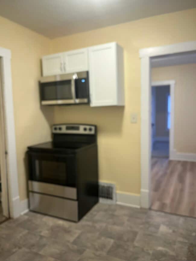 Photo - 412 Rafter St