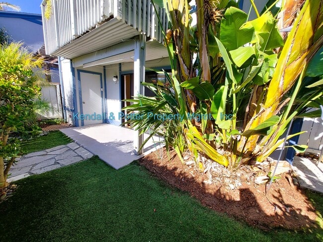 Building Photo - Great Spot in the Villas of Capitola 2BR Rental