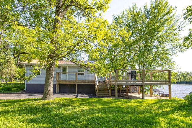 Photo - 3347 E 2059th Rd