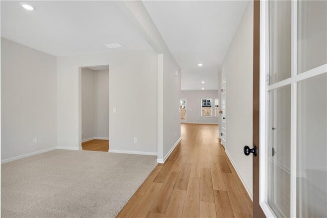 Photo - 2938 Sweet Red Cir