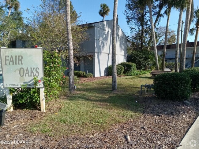 Building Photo - 1 Fair Oaks Cir Rental