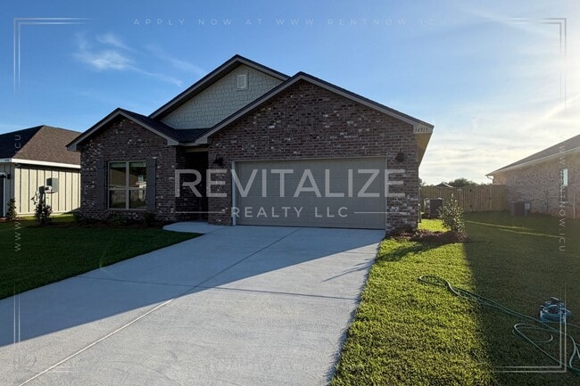 Photo - Lakeview Luxury Living in Hadley Village