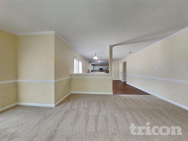 Photo - 6118 Independence Way