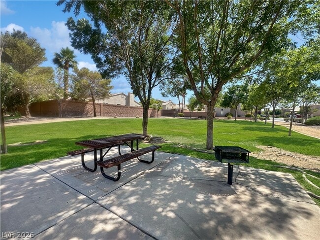 1506 Emerald Peak Ave