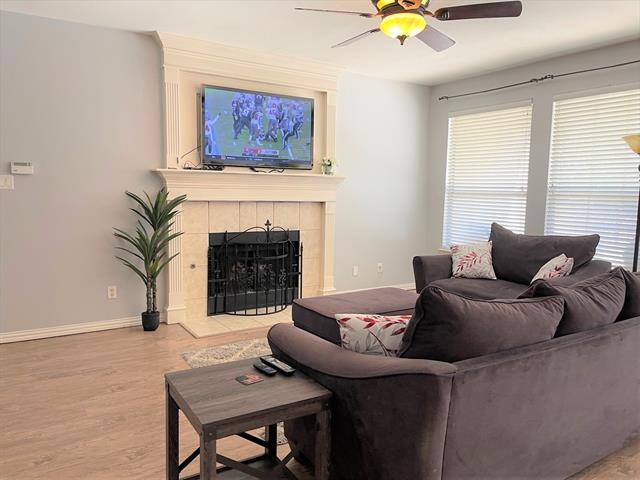 Photo - 1121 Mason St