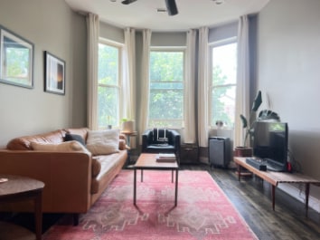 Building Photo - 925 N Mozart St Unit 2F Rental