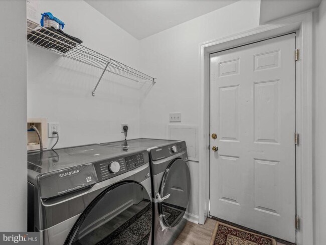 Photo - 316 E 5th Ave