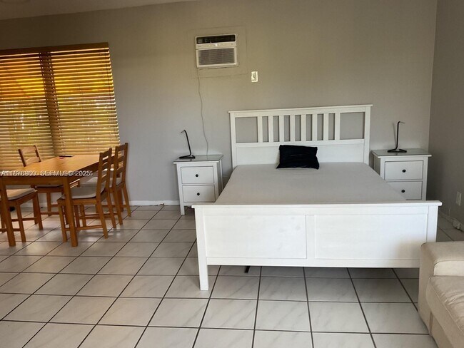 Photo - 90 Isle of Venice Dr Unit 8