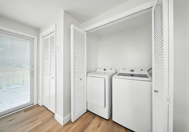 Photo - 155 Montgomery St