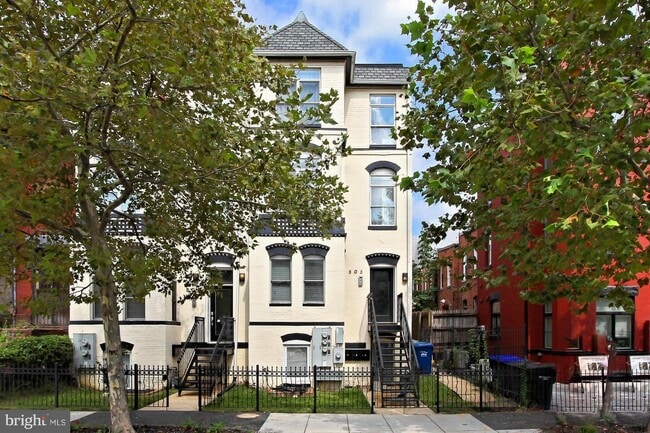 Building Photo - 505 O St NW Unit 2 Rental