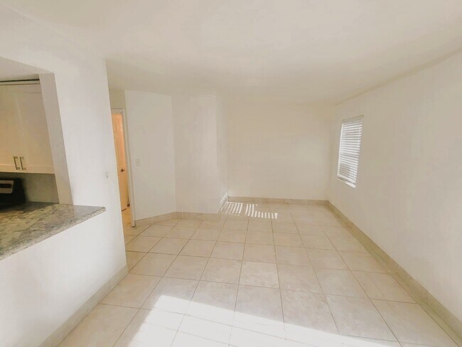 Photo - 20758 SW 83rd Ave
