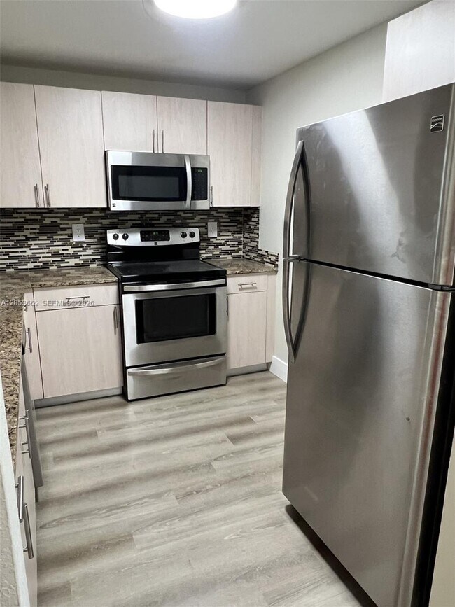 Photo - 50 Menores Ave Unit 602