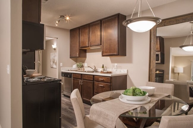 Building Photo - Windsor Square by Broadmoor Rental