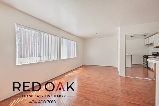 Photo - 500 S St Andrews Pl Unidad 303 Rental