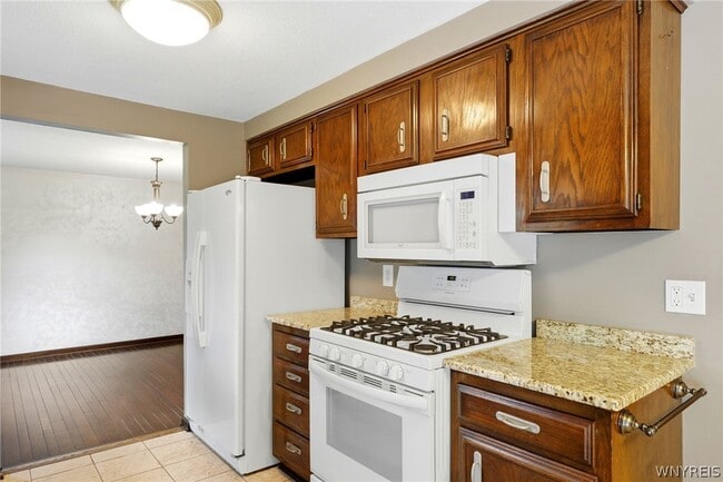 Photo - 306 Sagewood Terrace