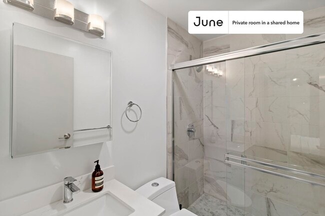 Photo - Room in Shared 5 bed/3.5 bath home Unit C