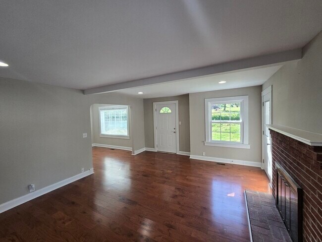 Photo - 4094 University Dr Unit A