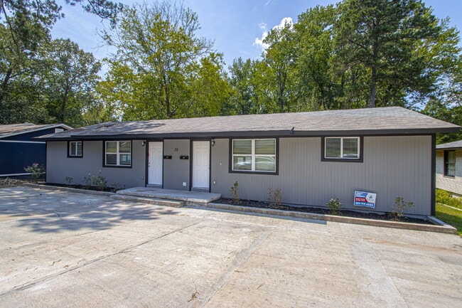 Building Photo - Live more for less! Unit A