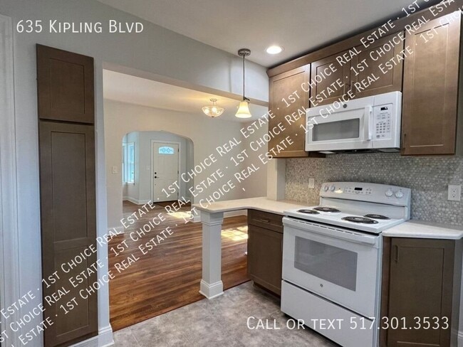 Photo - 635 Kipling Blvd