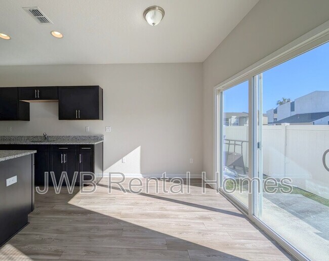 Photo - 6023 Carolines Ct