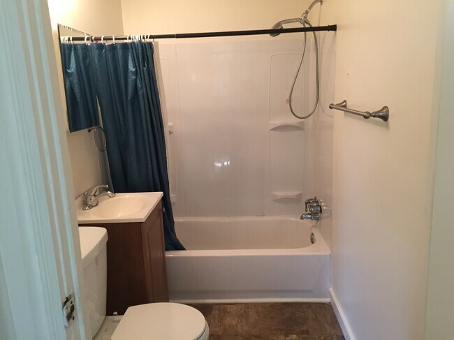 Photo - 117 N 6th Ave Unit 1ST FLOOR