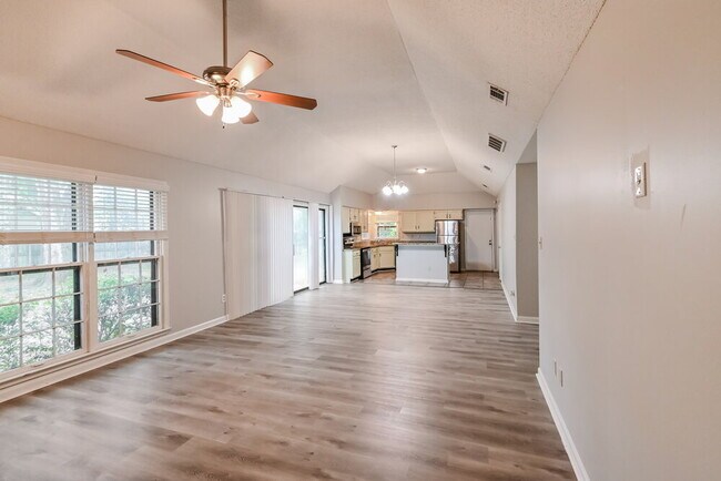 Photo - 7009 Hearthside Cove