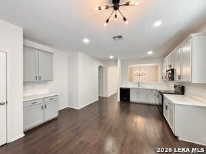 Photo - 726 Silverado Way
