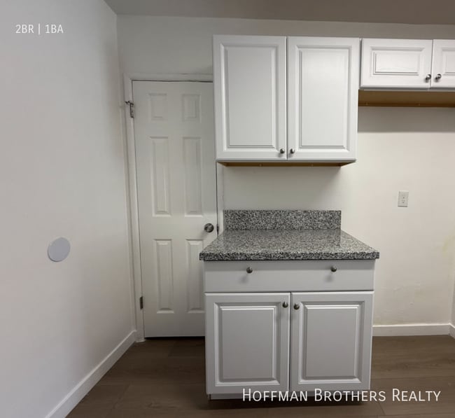 Photo - 7339 Woodman Ave Unit 1