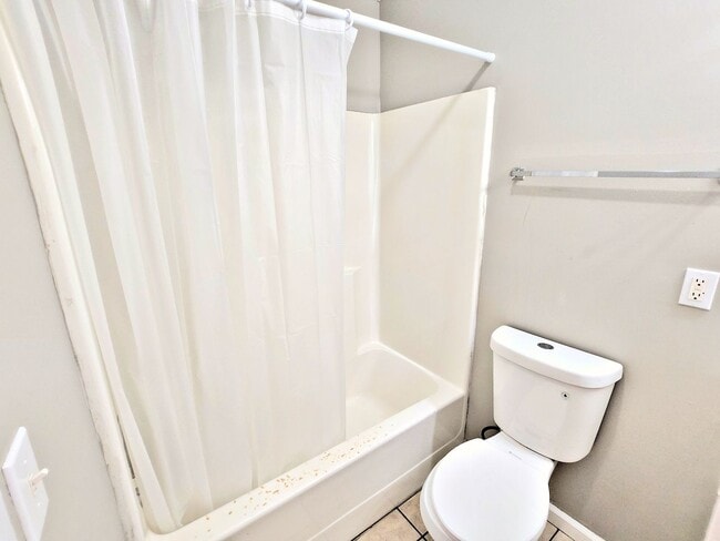 Photo - 3900 Rucker Cir SW Unit 10