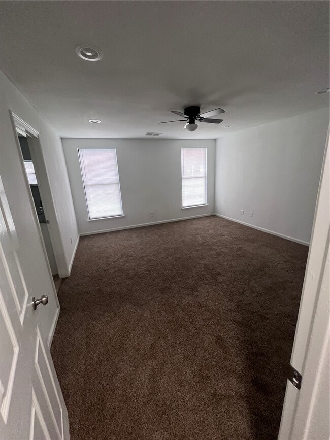 Photo - 21534 Cedar Ln