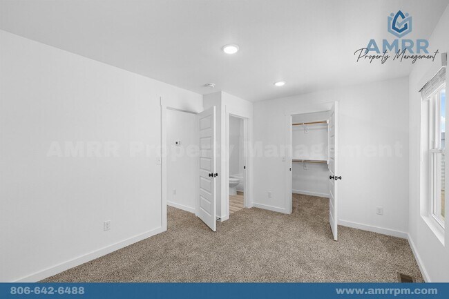 Photo - 1050 States Ave