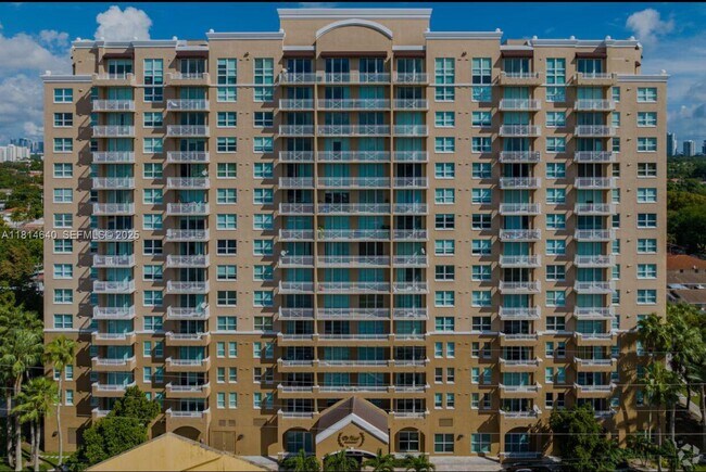 Building Photo - 2665 SW 37th Ave Unit 601