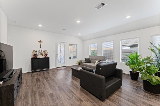 Photo - 31722 Harmony High Ln