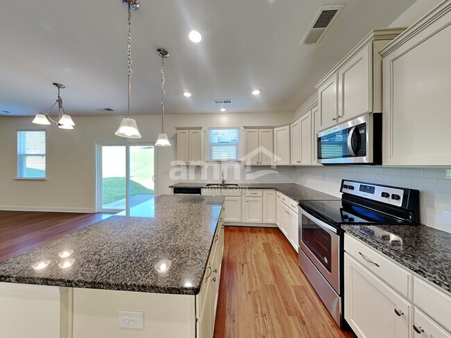 Photo - 6835 Thistle Down Dr