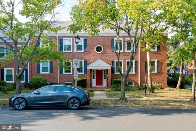 Building Photo - 2991 S Columbus St Rental