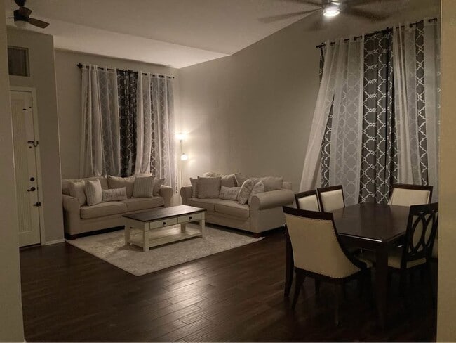 Photo - 15620 N 14th Dr