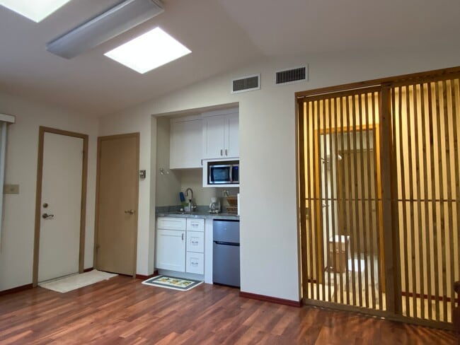 Photo - 130 Blackjack Dr Unit Sun room