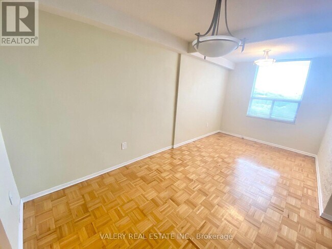 Photo - 10 Edgecliff Golfway Unit 711