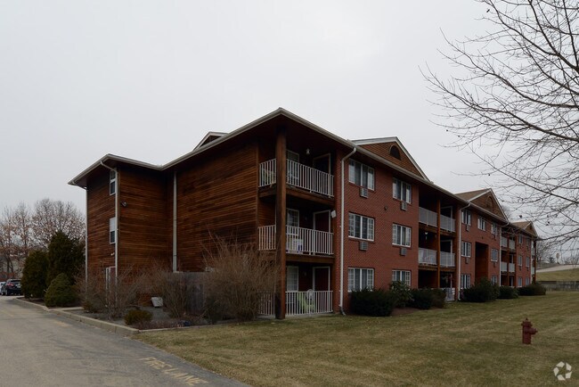 Photo - Hollow Crest