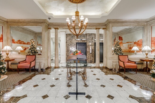 Lobby - 1520 Senate Unidad Senate Plaza Rental