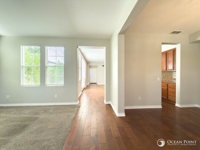 Photo - 3 Bedroom Condo for Rent in Ventura!