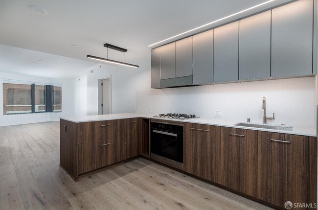 Photo - 280 Spear St