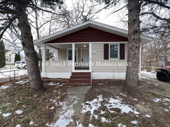 Building Photo - 1404 Clark St