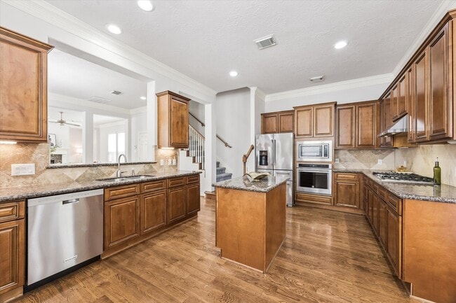 Photo - 116 White Dr