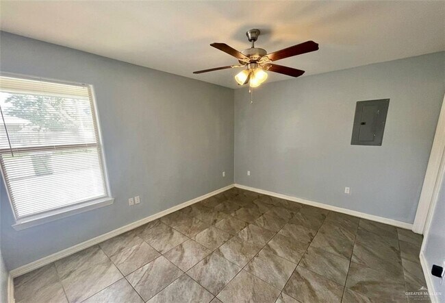 Photo - 8 Hill Crest Dr Unidad 1 Downstairs