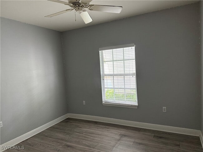 Building Photo - 1380 Sweetwater Cove Unit 103 Rental